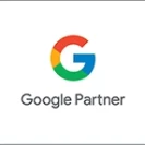 Google Partner-Logo auf weißem Hintergrund, symbolisiert offizielles Partnerprogramm für digitale Marketinglösungen und Online-Werbung.