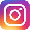 Instagram-Logo in einem Farbverlauf mit rosa und lila Tönen, repräsentiert die Social-Media-Plattform für Foto- und Video-Sharing.